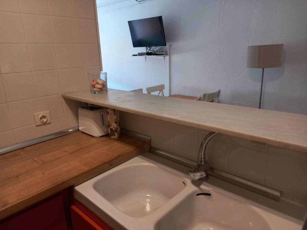 Apartaments Colera Bagian luar foto